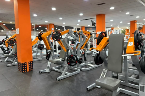 Sala de máquinas de Body World Gym en Vecindario