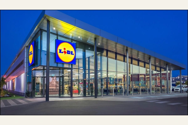 Fachada de Lidl, Calle Fernando Guanarteme, 100, 35110 Vecindario