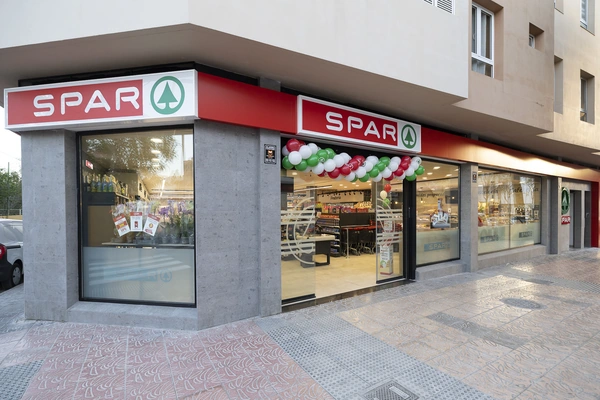 Fachada de SPAR El Pino, Calle Canalejas, 30, 35110 Vecindario