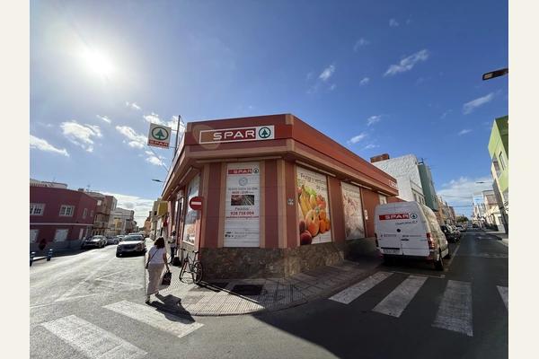 Fachada de SPAR Plaza San Rafael, Plaza de San Rafael, 5, 35110 Vecindario