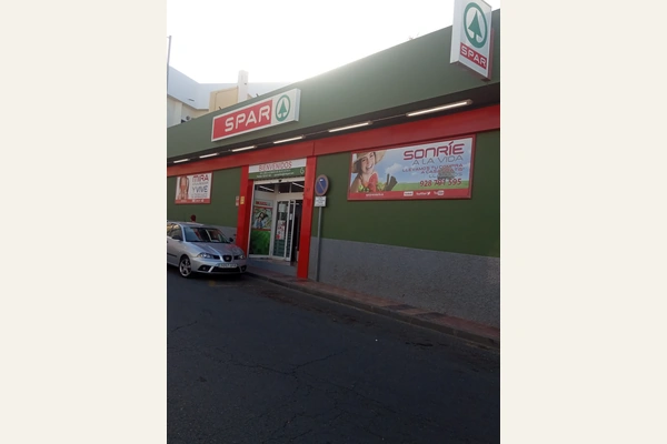 Fachada de SPAR Sardina del Sur, Calle León y Castillo, 87, 35110 Vecindario